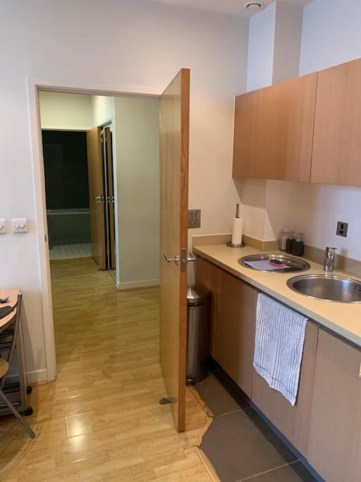Stunning 2 Bed Flat! Centrally Located In London, Uk! Zewnętrze zdjęcie