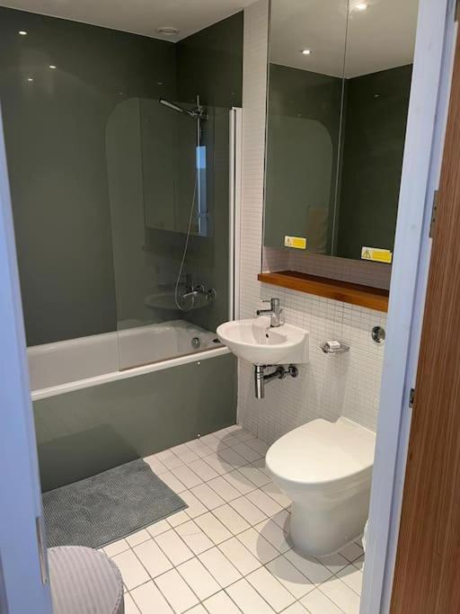 Stunning 2 Bed Flat! Centrally Located In London, Uk! Zewnętrze zdjęcie